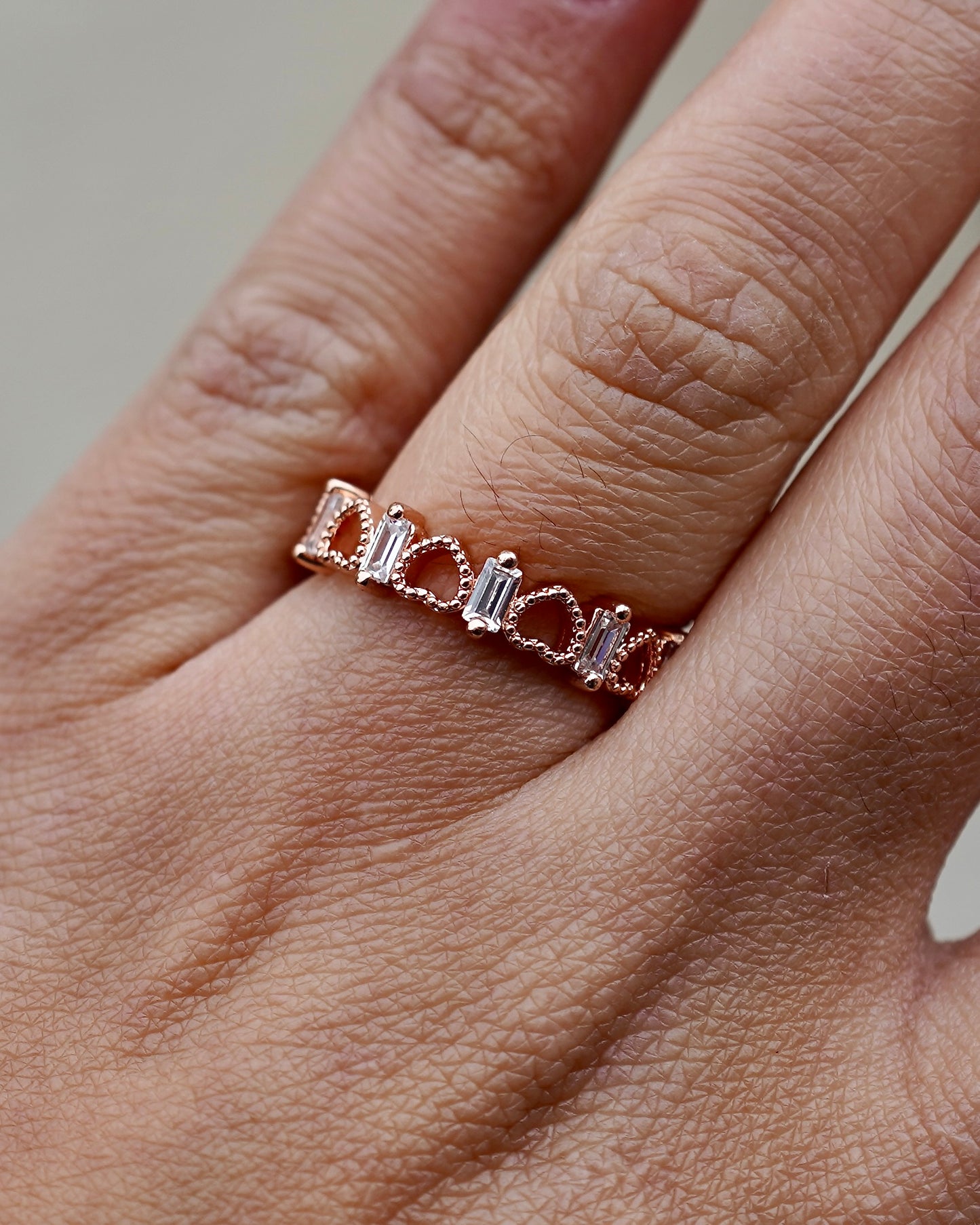 Heart Link Baguette Ring