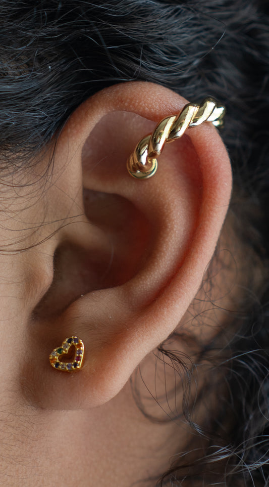 Golden Twist Ear Cuff